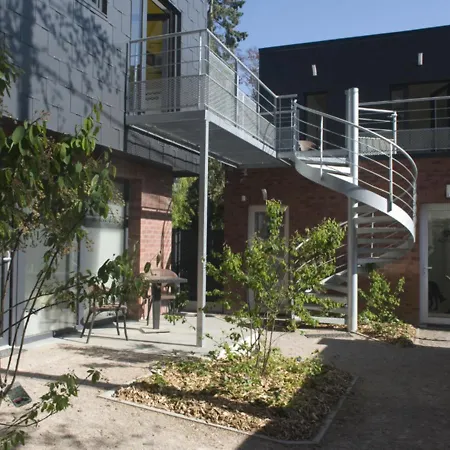 Appartement Saint-Amand-Les-Eaux, 1 Piece, 2 Personnes - Fr-1-510-131 *